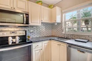 4235 Castlebridge Ln, Sarasota, FL 34238 - Photo 19