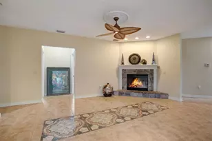 6253 Muriwood Ct, Sarasota, FL 34234 - Photo 9