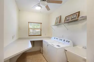 6253 Muriwood Ct, Sarasota, FL 34234 - Photo 27