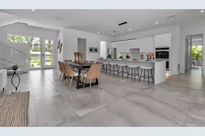 2534 Grove Street, Sarasota, FL 34239 - Photo 9