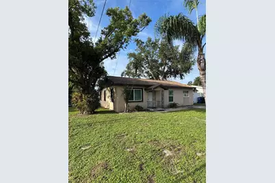 1710 54th Avenue E, Bradenton, FL 34203 - Photo 1
