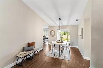 5471 Cynthia Lane, Sarasota, FL 34235 - Photo 11