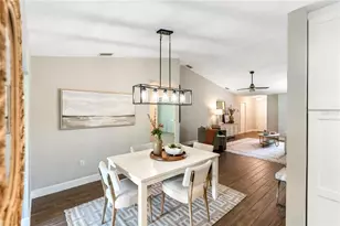 5471 Cynthia Ln, Sarasota, FL 34235 - Photo 13