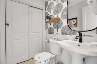 207 Peacock Lane, Holmes Beach, FL 34217 - Photo 35