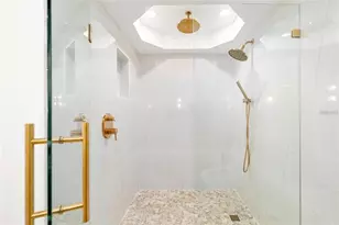 19 Whispering Sands Dr, Sarasota, FL 34242 - Photo 43