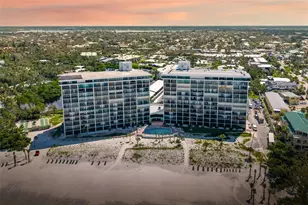 19 Whispering Sands Dr, Sarasota, FL 34242 - Photo 53