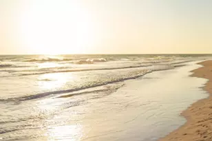 19 Whispering Sands Dr, Sarasota, FL 34242 - Photo 51