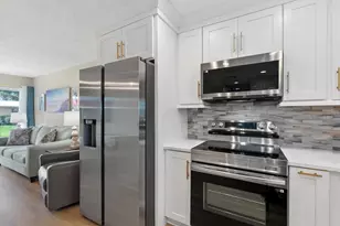 5830 Midnight Pass Rd, Sarasota, FL 34242 - Photo 7