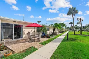 5830 Midnight Pass Rd, Sarasota, FL 34242 - Photo 3