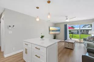 5830 Midnight Pass Rd, Sarasota, FL 34242 - Photo 9