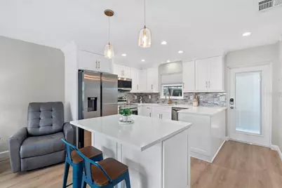 5830 Midnight Pass Road #25, Sarasota, FL 34242 - Photo 7