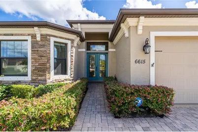 6615 35th Court E, Sarasota, FL 34243 - Photo 3