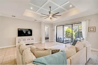 6615 35th Court E, Sarasota, FL 34243 - Photo 7