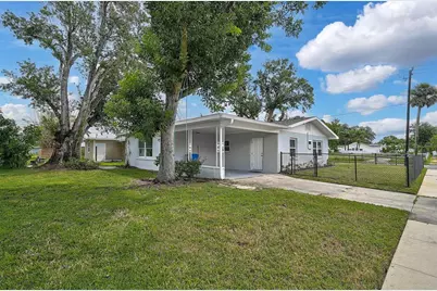 102 20th Street NE, Bradenton, FL 34208 - Photo 3