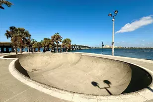 102 20th St NE, Bradenton, FL 34208 - Photo 41