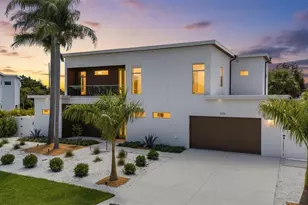 2532 Fruit Tree Dr, Sarasota, FL 34239 - Photo 1