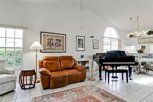 512 Sanderling Cir, Bradenton, FL 34209 - Photo 9