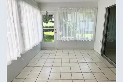 5531 Riverbluff Circle #V9, Sarasota, FL 34231 - Photo 5