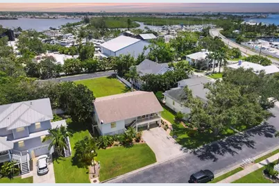 1408 43rd Avenue Drive W, Palmetto, FL 34221 - Photo 3