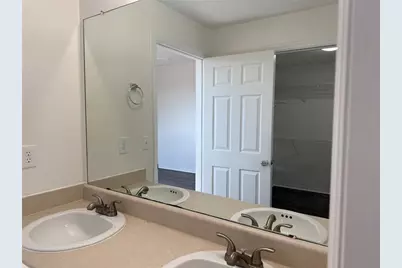 5721 Bentgrass Drive #20-202, Sarasota, FL 34235 - Photo 17