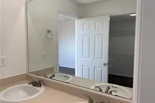 5721 Bentgrass Dr, Sarasota, FL 34235 - Photo 17