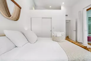 587 47th St, Sarasota, FL 34234 - Photo 7