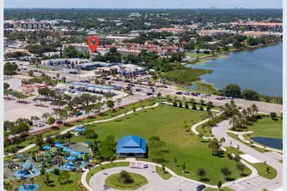 10562 Lake Drive, Seminole, FL 33772 - Photo 33