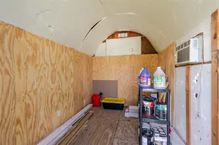 10562 Lake Dr, Seminole, FL 33772 - Photo 19