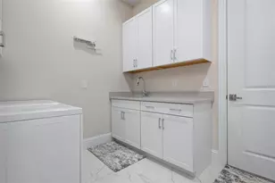 8352 Sea Glass Ct, Sarasota, FL 34240 - Photo 39