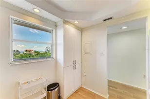 9397 Midnight Pass Rd, Sarasota, FL 34242 - Photo 21