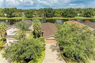 7081 Chatum Light Run, Bradenton, FL 34212 - Photo 3