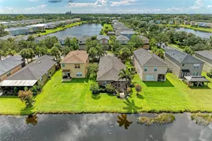 7081 Chatum Light Run, Bradenton, FL 34212 - Photo 5