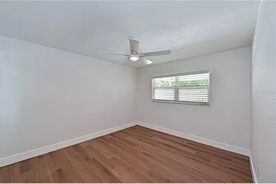 412 Bailey Road, Sarasota, FL 34237 - Photo 15