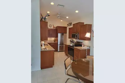 111 Auburn Woods Circle, Venice, FL 34292 - Photo 9