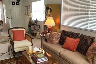 111 Auburn Woods Cir, Venice, FL 34292 - Photo 5