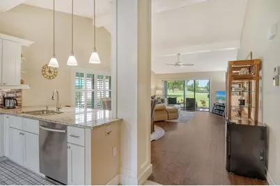 6041 Clubside Drive #6041, Sarasota, FL 34243 - Photo 9