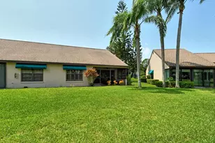 6041 Clubside Dr, Sarasota, FL 34243 - Photo 39