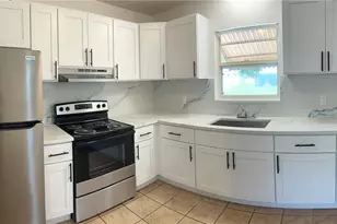 5903 Richard Pl, Sarasota, FL 34231 - Photo 17