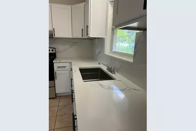 5903 Richard Place, Sarasota, FL 34231 - Photo 11