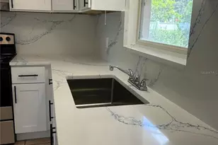 5903 Richard Pl, Sarasota, FL 34231 - Photo 11