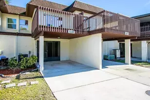 3225 Ramblewood Dr, Sarasota, FL 34237 - Photo 1