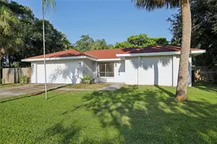 2273 S Salford Blvd, North Port, FL 34287 - Photo 3