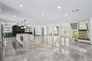 4392 Brandywine Dr, Sarasota, FL 34241 - Photo 7