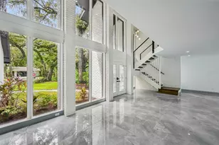 4392 Brandywine Dr, Sarasota, FL 34241 - Photo 5