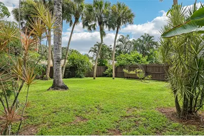 4392 Brandywine Drive, Sarasota, FL 34241 - Photo 39