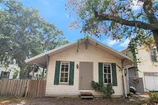 1825 Hawkins Ct, Sarasota, FL 34236 - Photo 5