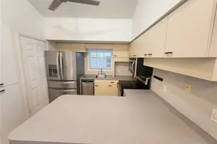 1825 Hawkins Ct, Sarasota, FL 34236 - Photo 19