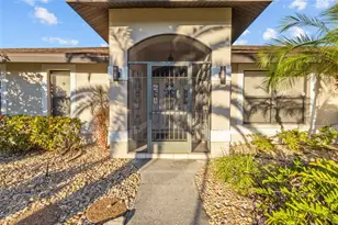 4219 Presidential Ave Cir E, Bradenton, FL 34203 - Photo 3