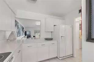 4660 Ocean Blvd, Sarasota, FL 34242 - Photo 13