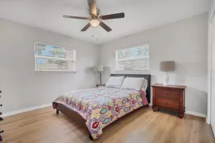 5738 Antilles Dr, Sarasota, FL 34231 - Photo 17